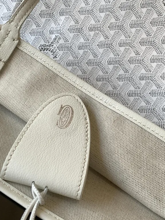 Goyard Bag 